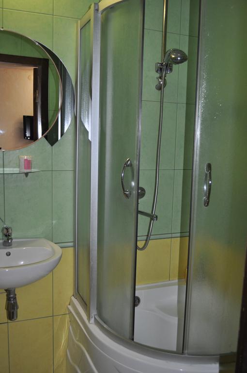Apartment On Oleksandra Polia Avenue 110 Dnipro Extérieur photo